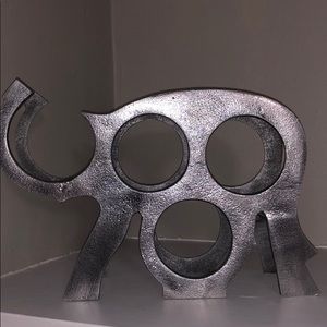 Elephant wine holder